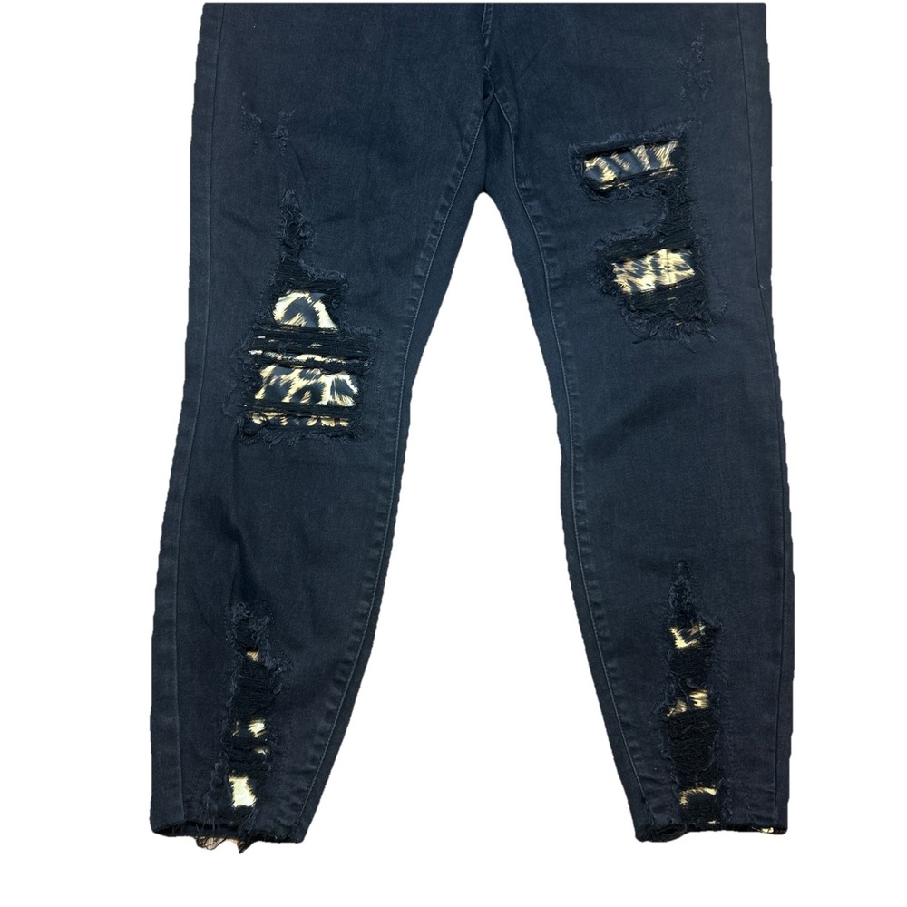 NWT Judy Blue Skinny Fit Mid‎ Rise Stretch Black Jeans Leopard Distressed Sz 14W - Picture 2 of 11